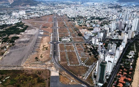 Bản tin bất động sản 21/9: Phúc Sơn phải sớm nộp 12.000 tỉ tại dự án đất sân bay Nha Trang cũ