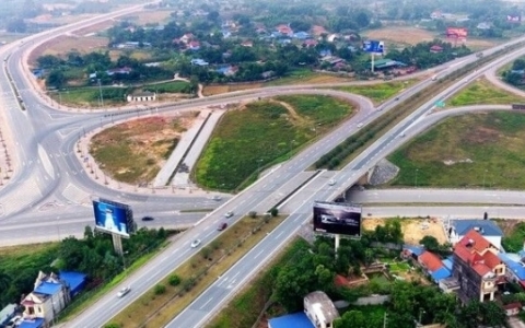 Đề nghị làm rõ nguyên nhân để chậm tiến độ dự án KCN Sông Công II, Thái Nguyên