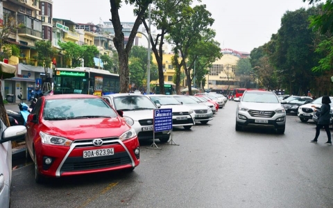 Hà Nội: Chủ trương quyết định chấm dứt đầu tư 12 dự án bãi đỗ xe