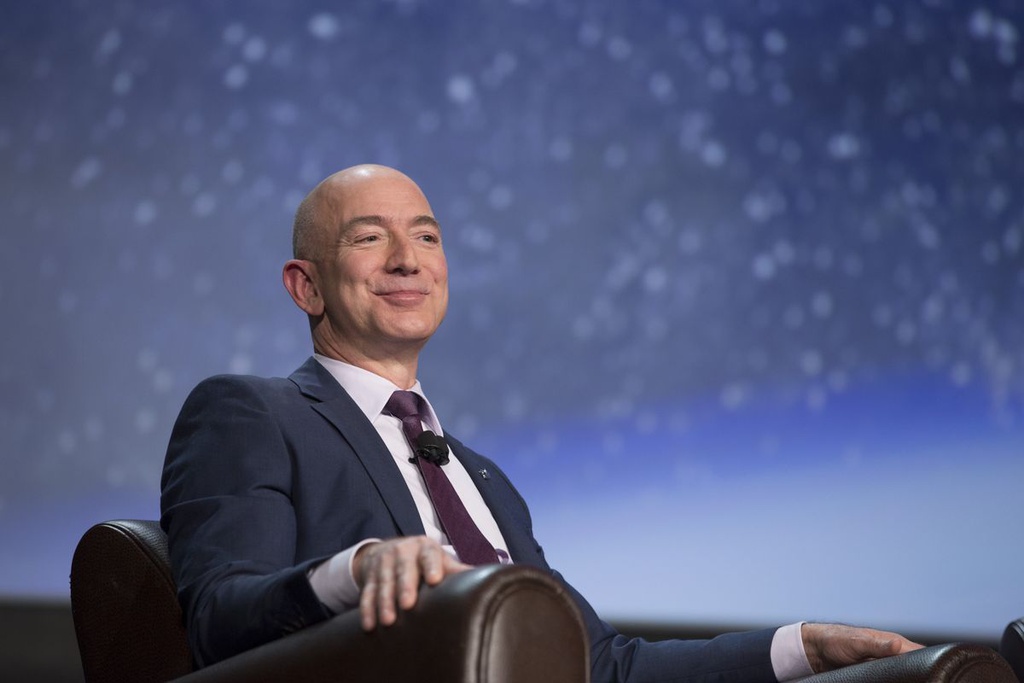 Jeff Bezos với giấc mơ phi hành gia - điềm báo cho sự ra đời của công ty hàng không vũ trụ 