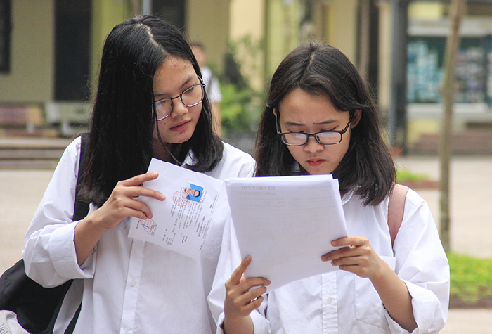 Đáp án đề thi tuyển sinh lớp 10 môn Văn Hòa Bình 2022