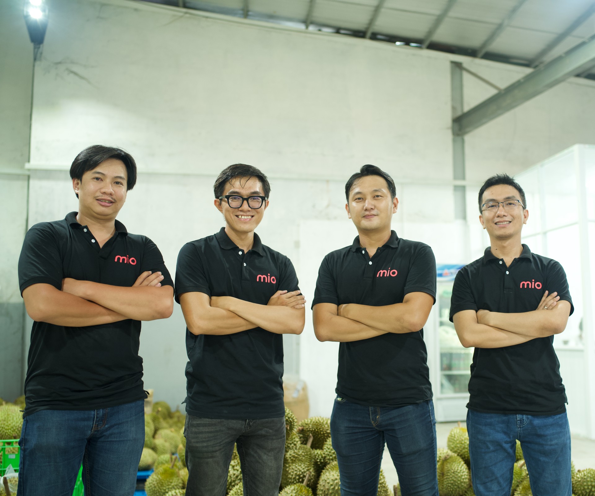 Gojek, Grab rót 1 triệu USD vào startup thương mại điện tử qua mạng xã hội