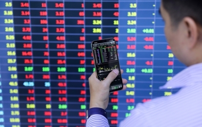 Nhà đầu tư thờ ơ, Vn-Index giảm mạnh hơn 20 điểm