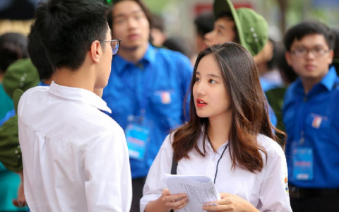 Hà Nội: Trường THPT chuyên đầu tiên công bố điểm trúng tuyển vào lớp 10