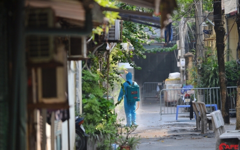 Hà Nội: Phong tỏa tạm thời Tổ dân phố 15, phường Nghĩa Đô do liên quan tới Covid-19