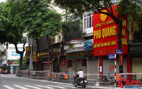 Hà Nội thông báo khẩn tìm người từng đến cửa hàng bánh bao trên phố Trần Nhân Tông