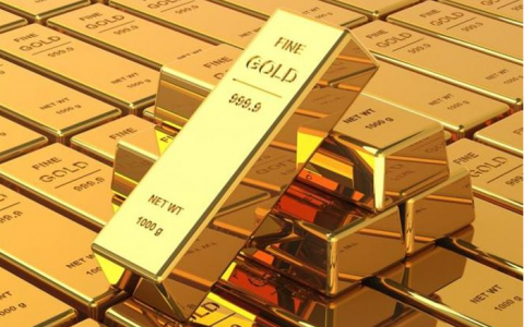 Giá vàng thế giới tăng nhẹ, chênh lệch trong nước lên tới 800.000 đồng/lượng