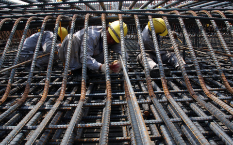 Giá thép xây dựng trên Sàn giao dịch Thượng Hải giảm nhẹ