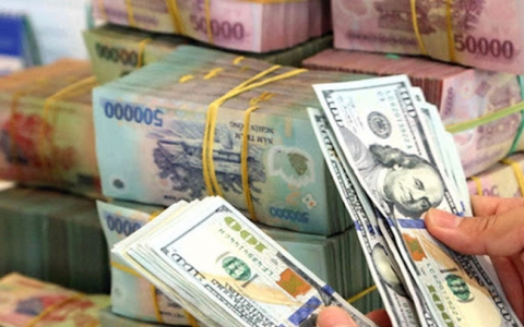 Các doanh nghiệp bị tác động thế nào khi Việt Nam 'dính' mác thao túng tiền tệ từ Mỹ?