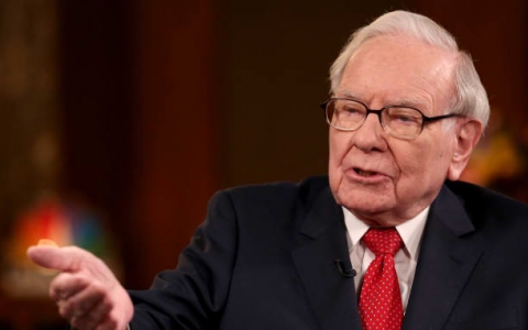 Sai lầm nào khiến tài sản huyền thoại Warren Buffet 'bốc hơi' 10 tỷ USD?