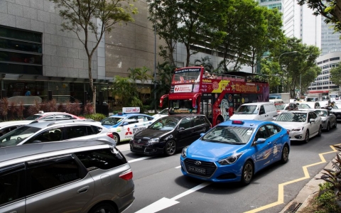Từ 2025, Singapore sẽ cấm xe con chạy động cơ dầu đăng ký mới