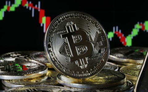 Bitcoin tăng vọt, quay lại mốc vốn hóa 1.000 tỷ USD 