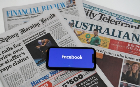 Facebook chấp nhận trả tiền cho giới báo chí của Australia