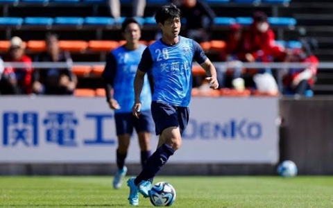 Cầu thủ Công Phượng tiếp tục tham gia thi đấu cho Yokohama FC