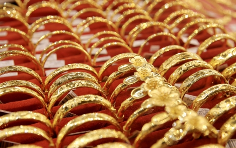 Đầu tuần, giá vàng SJC tăng mạnh vượt qua mốc 66 triệu đồng/lượng