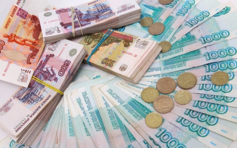 Giá trị đồng Rúp Nga tiếp tục giảm mạnh