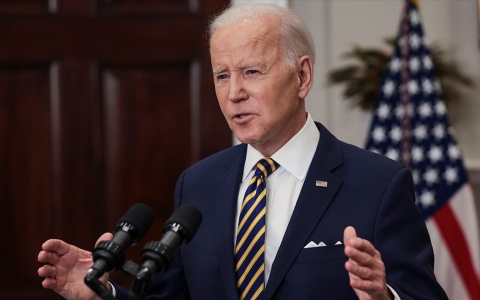 Tổng thống Mỹ Joe Biden cấm nhập khẩu dầu Nga, cảnh báo giá xăng dầu của Mỹ sẽ còn tăng