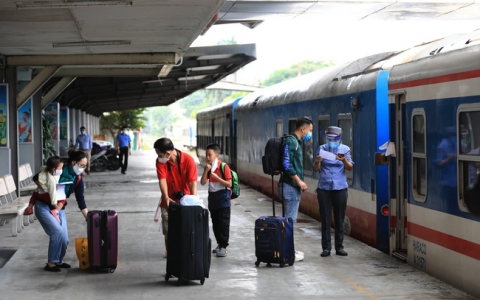 Kích cầu du lịch, đường sắt giảm giá vé tàu tới 40%