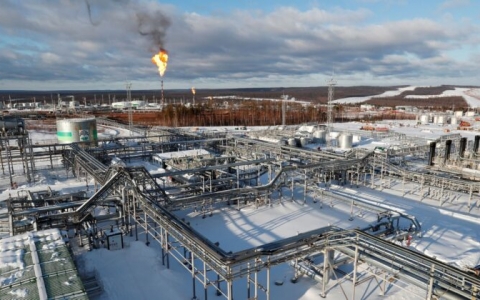 EU cân nhắc lệnh cấm vận dầu mỏ của Nga