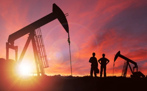 Nga cảnh báo giá dầu có thể lên đến 300 USD/thùng
