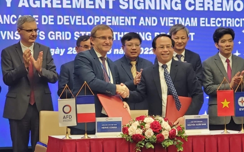 Pháp hỗ trợ tăng cường lưới điện của EVN tại miền Nam Việt Nam