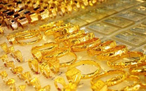Giá vàng SJC lại giảm xuống dưới 69 triệu đồng/lượng