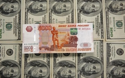 Trái chủ lo ngại về dòng tiền khi đầu tư vào trái phiếu quốc tế Nga