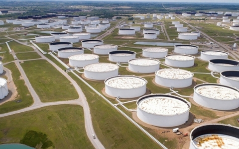 IEA lên kế hoạch “xả kho” 120 triệu thùng dầu