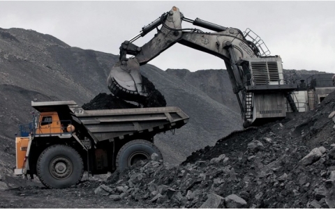 Nhật Bản bất ngờ tuyên bố cấm nhập khẩu than của Nga