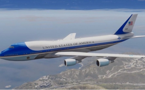 Boeing lỗ 1,1 tỷ USD vì hợp đồng Không lực Một với ông Trump