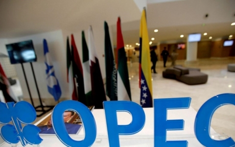 OPEC+ sẽ bám sát kế hoạch tăng nhẹ sản lượng dầu
