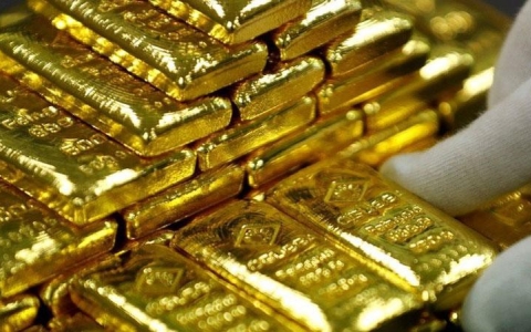 Đầu tuần, giá vàng SJC tiếp tục giảm 200 nghìn đồng/lượng
