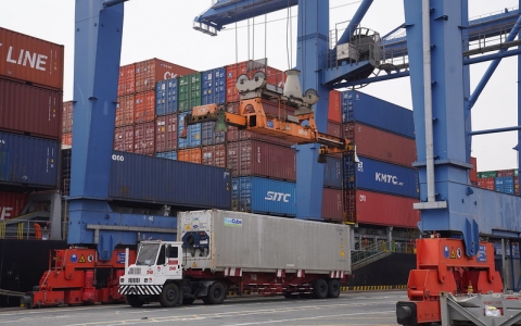 USAID hỗ trợ các hoạt động giảm ùn tắc tại cảng container nhộn nhịp nhất Việt Nam