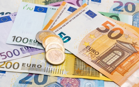 Các đồng tiền châu Âu có khả năng bị mất giá cao