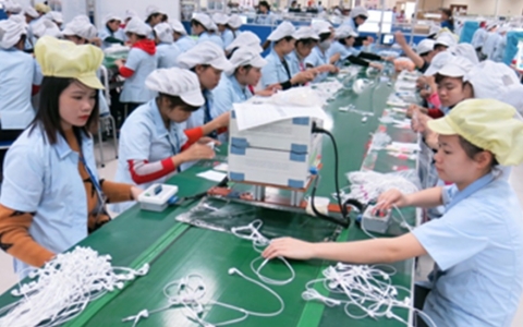 Việt Nam vẫn dư thừa lao động trình độ thấp