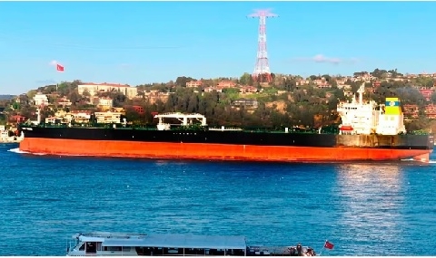 Mỹ cảnh báo sẽ trừng phạt người mua dầu Nga vượt giá trần