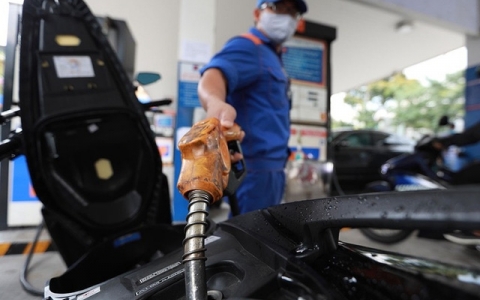 Ngày mai (21/9), giá xăng dầu có thể tiếp tục giảm mạnh