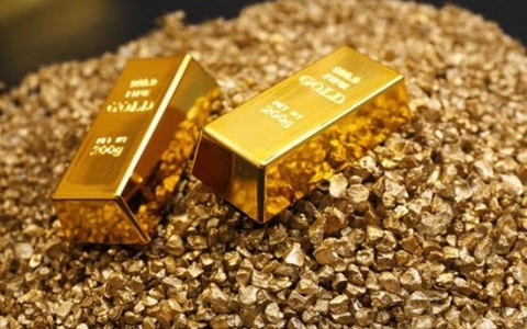Giá vàng thế giới tiếp tục 'xuống đáy' mới, giá vàng SJC giảm nhẹ