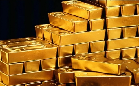 Giá vàng trong nước tiếp tục giảm, gần về mốc 67 triệu đồng/lượng