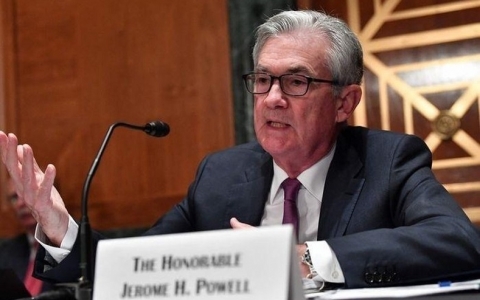 Chủ tịch Fed phát đi tín hiệu về khả năng giảm tốc độ tăng lãi suất