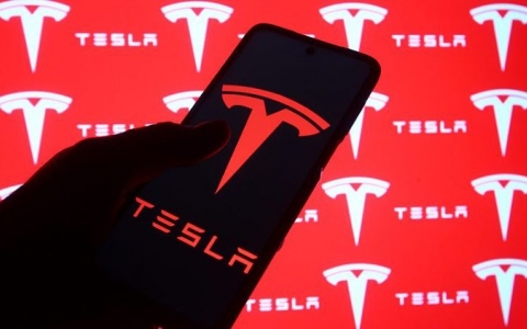 85 tỷ USD vốn hóa thị trường của Tesla 'bay màu'