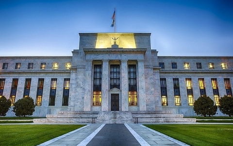 Các nhà hoạch định chính sách của Fed ủng hộ định hướng giảm tốc việc tăng lãi suất 