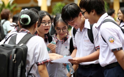 Đáp án đề thi vào lớp 10 môn Ngữ Văn Thừa Thiên Huế năm 2021 - 2022