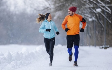 Những lưu ý không thể bỏ qua khi chạy bộ vào mùa đông