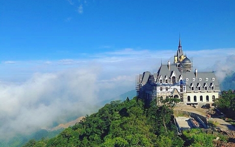 Chiêm ngưỡng 5 lâu đài 'khủng' nhất ở Việt Nam