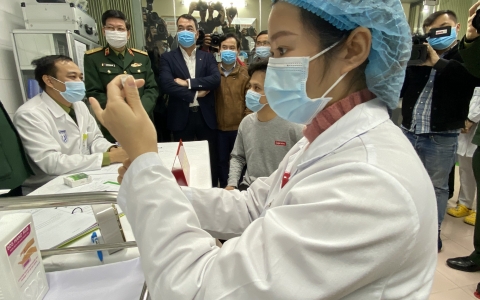Dự kiến Việt Nam sẽ thử nghiệm giai đoạn 2 vaccine Nano Covax vào ngày 26/2