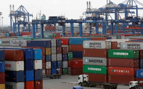 Vì sao lượng container từ Việt Nam sang Mỹ tăng vọt?