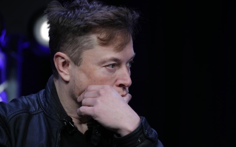 Tài sản tỷ phú Elon Musk giảm gần 6 tỷ USD sau vụ tai nạn xe Tesla