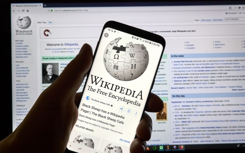 Người đàn ông đứng sau những bài viết trên Wikipedia là ai?