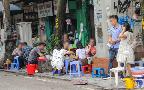 Hà Nội tạm dừng các quán ăn đường phố, cà phê trà đá vỉa hè